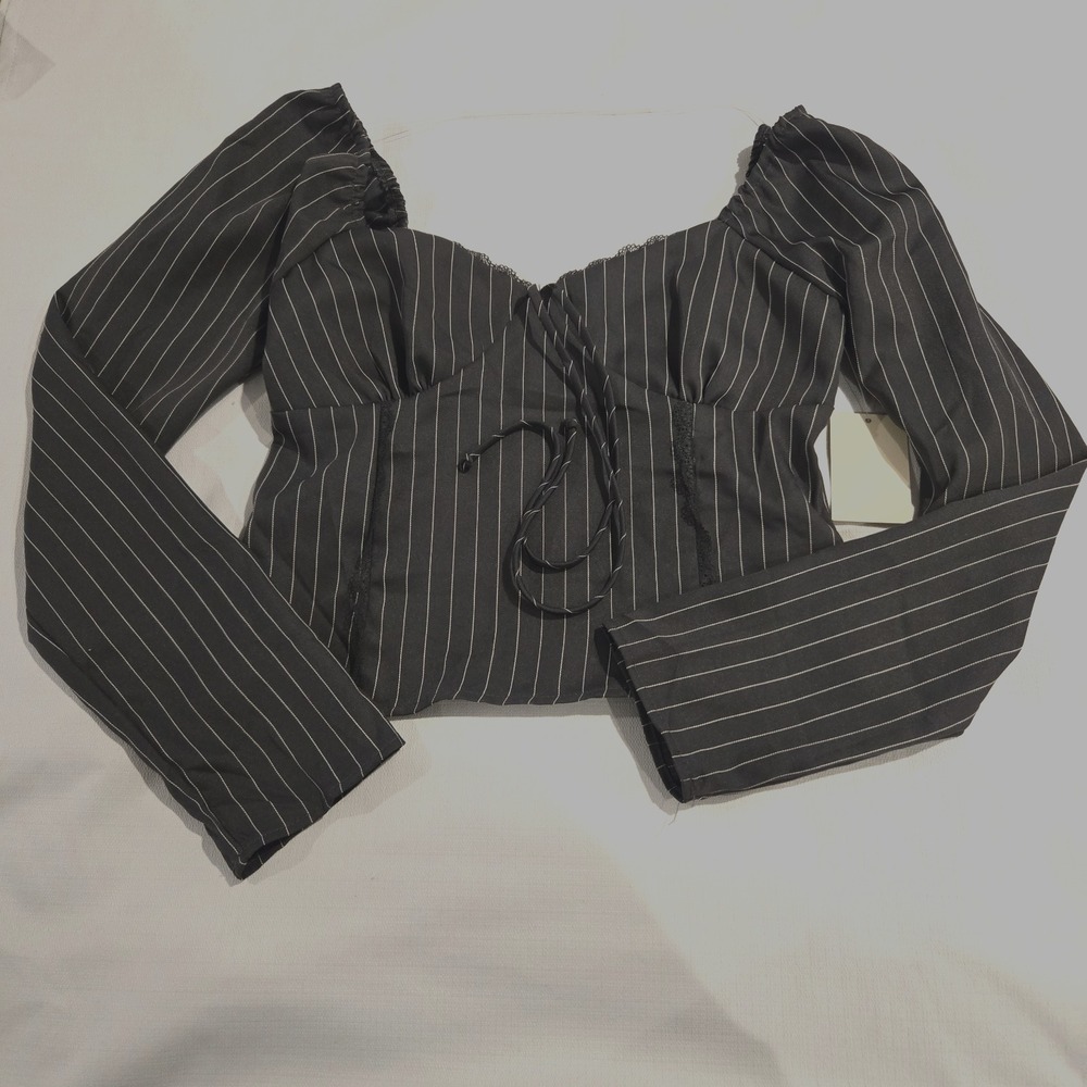 NWT‎ Women's PIE IN THE SKY Cropped Pullover Long Sleeve V-Neck Smocked Back XL